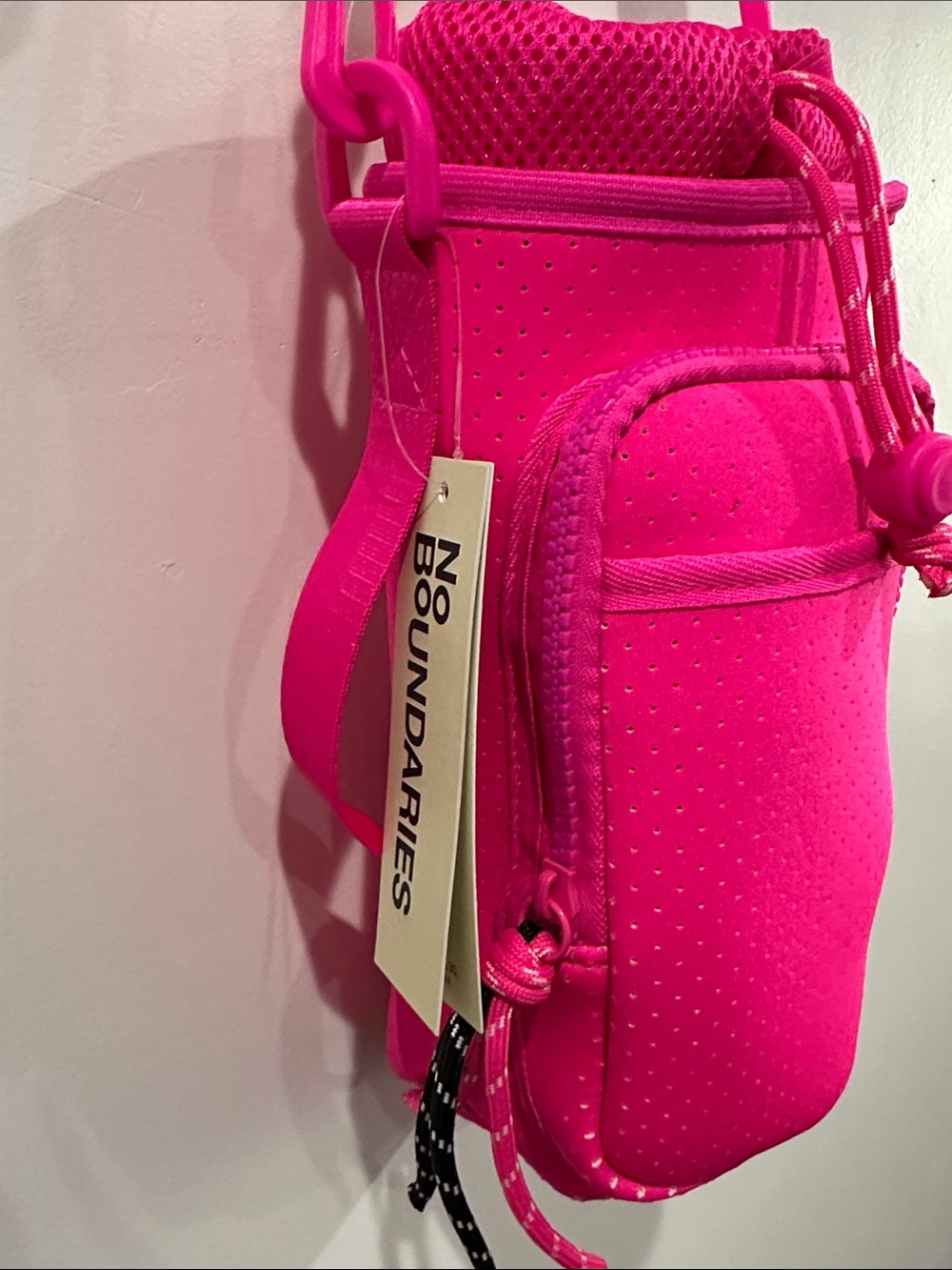 Women's Neoprene Crossbody Bucket Bag - Picture 9 of 12